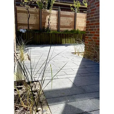 Christel Modern Retreat *