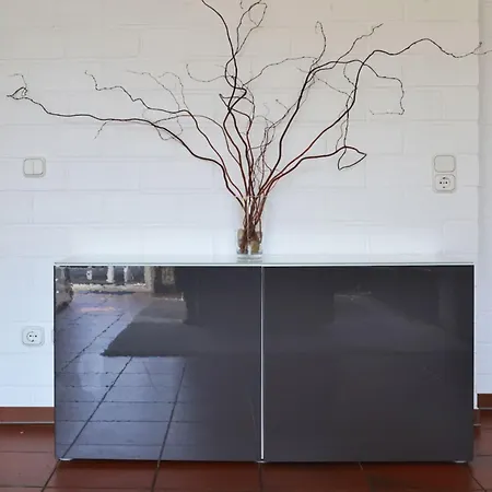 Ferienhaus Christel Modern Retreat